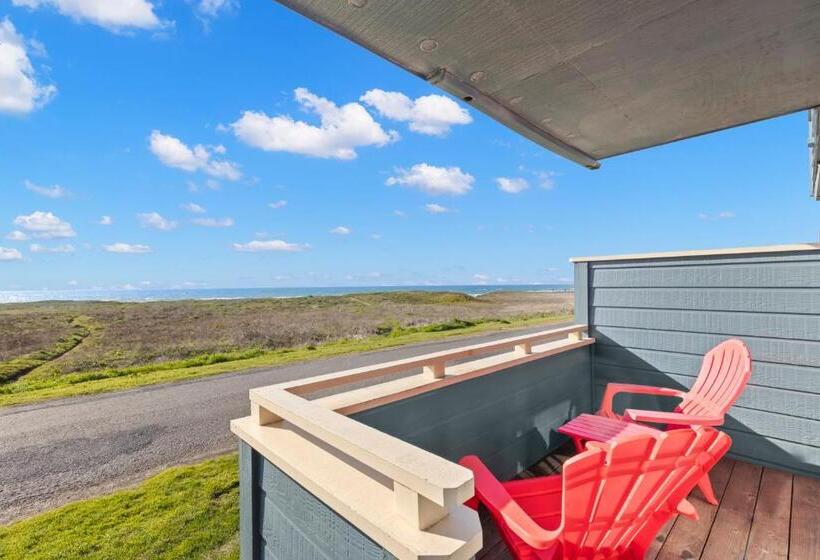 فندق Surf And Sand Lodge