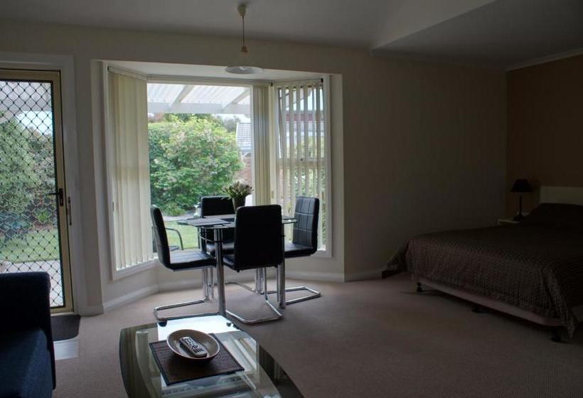 فندق على الطريق Shearwater Cottages