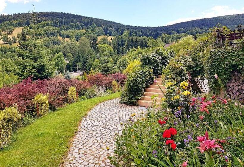 تختخواب و صبحانه Apartamenty Dom Na Wzgórzu Gardenia