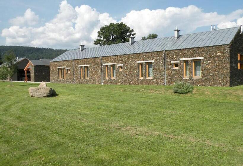住宿加早餐  Gospodarstwo Agroturystyczne Pensjonat Sad