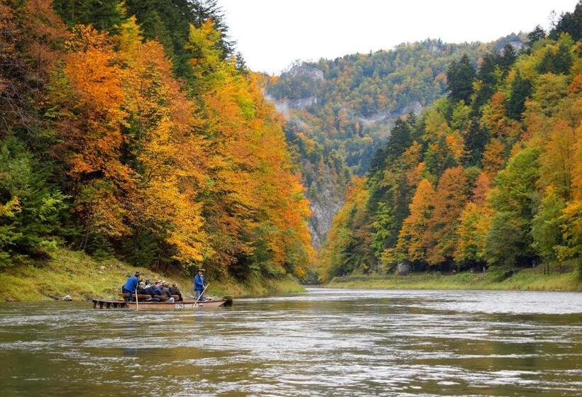 ホテル Agroturystyka Chmiel