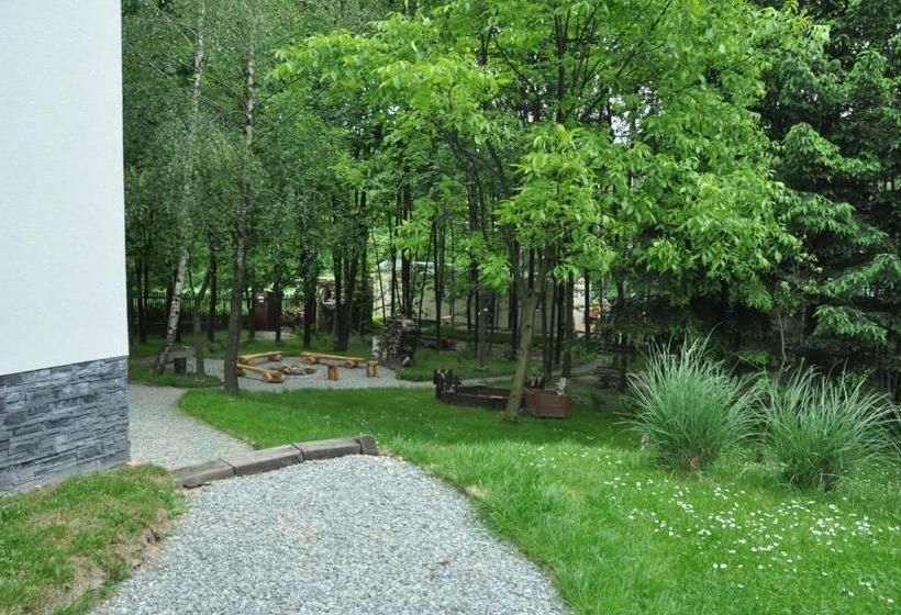 ホテル Agroturystyka Wichrowe Wzgorze