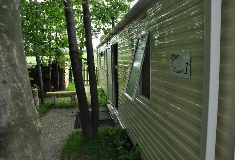 ホテル Agroturystyka Wichrowe Wzgorze