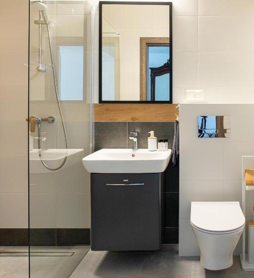 בית מלון כפרי Czarna Dama Apartamenty