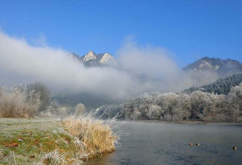 ホテル Nad Przełomem