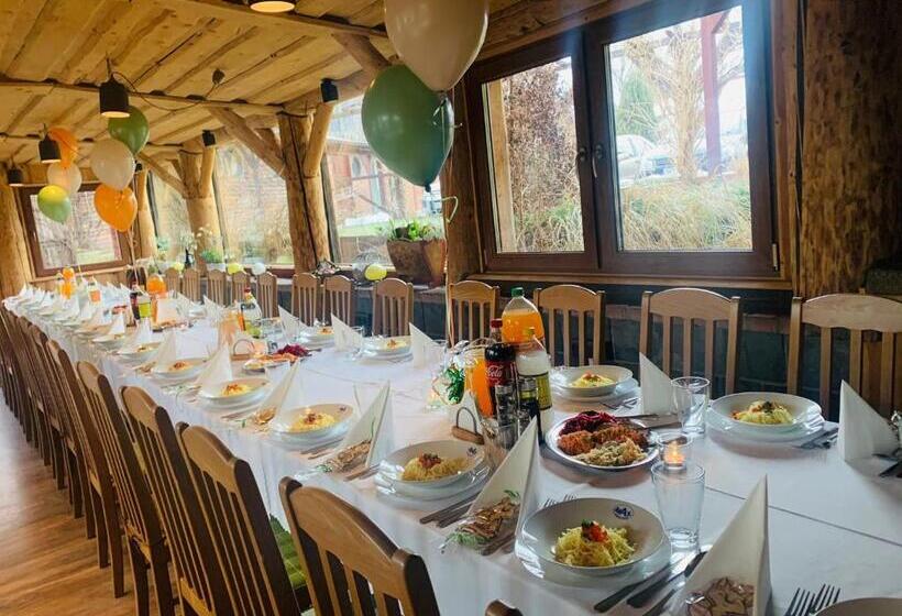 בית מלון כפרי Ośrodek Wypoczynkowy Max