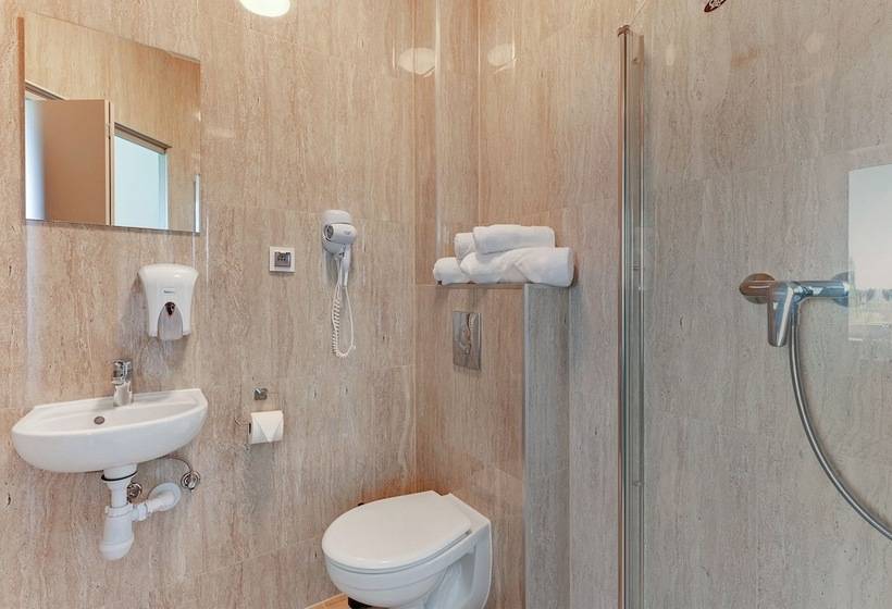 민박 Mile Gdansk Airport & Parking Długoterminowy