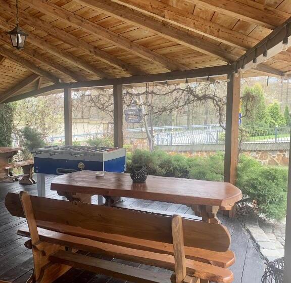 تختخواب و صبحانه Ośrodek Wypoczynkowy Tarnica