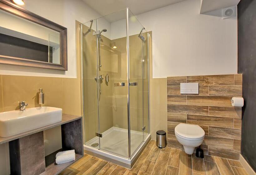 تختخواب و صبحانه Spa & Resort Bukowiec