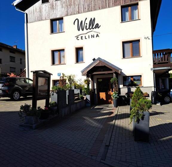 تختخواب و صبحانه Willa Celina