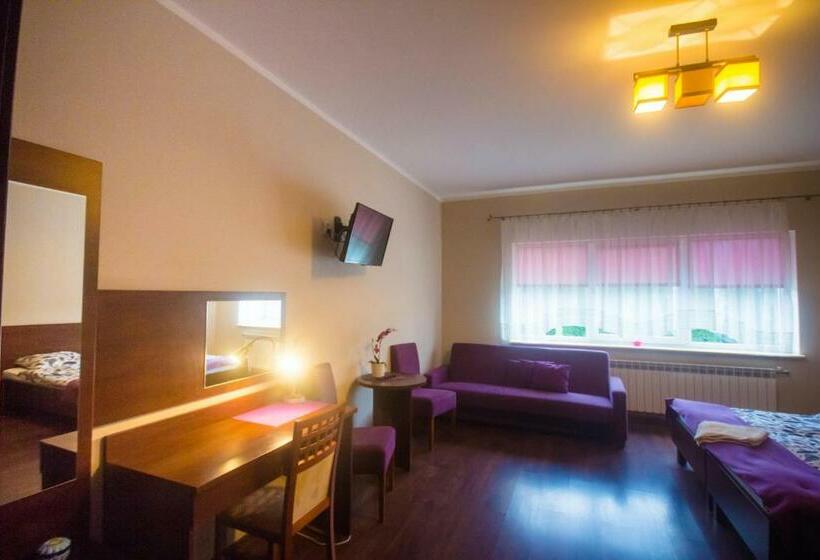 Hostel Soleil