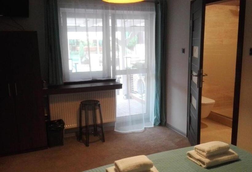 ペンション B&m Guesthouse