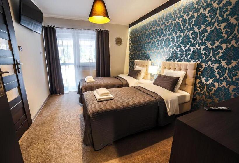 ペンション B&m Guesthouse