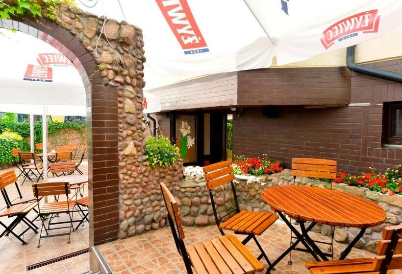 ユースホステル Harmonia