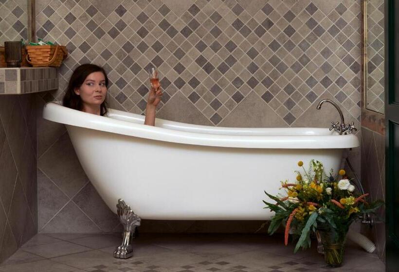 تختخواب و صبحانه Dom Potok