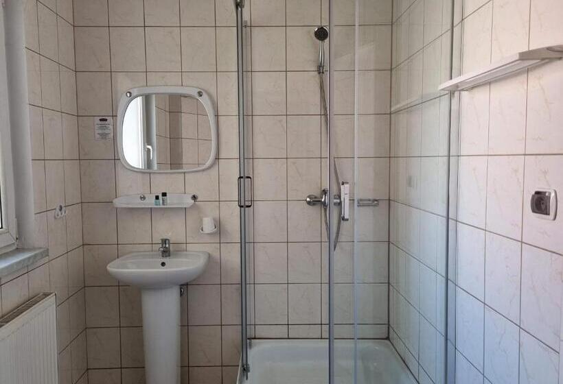 مبيت وإفطار Przy żelaznym Moście