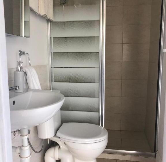 مبيت وإفطار Villa Victoria