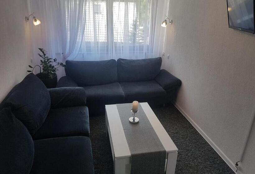 تختخواب و صبحانه Willa Grafit