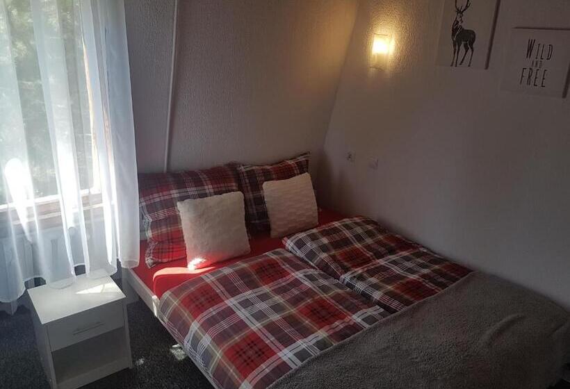 تختخواب و صبحانه Willa Grafit