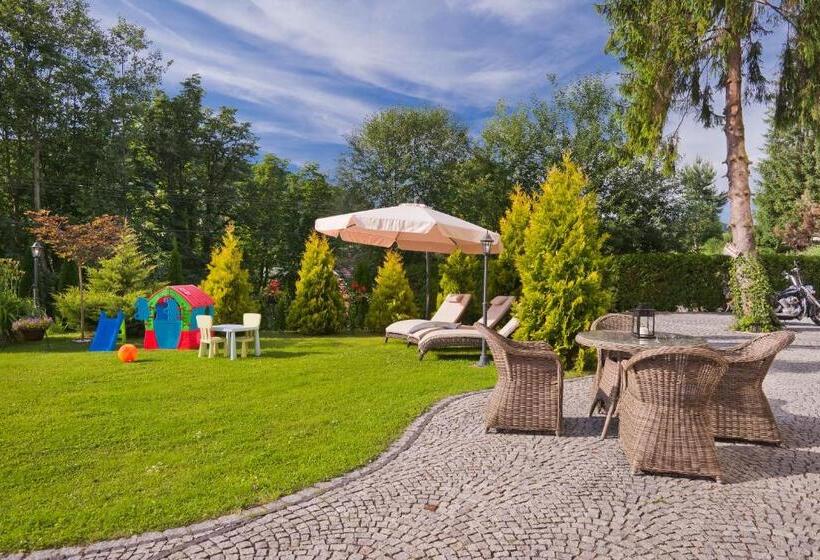 住宿加早餐  Willa Trela