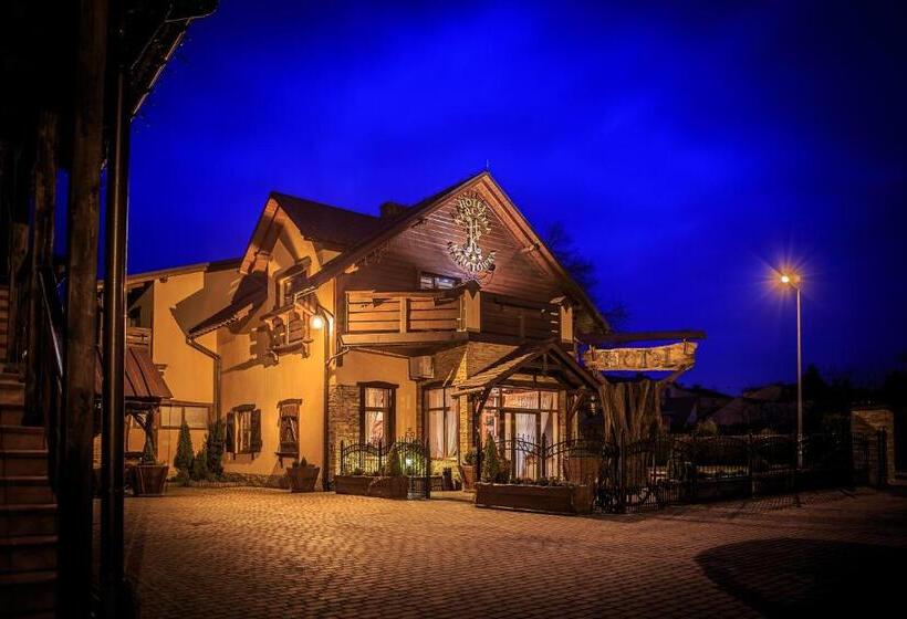 ホテル Karczma Klimtówka