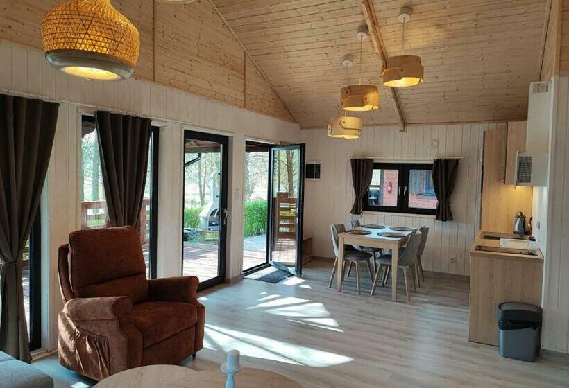 酒店 Kormoran Resort & Spa