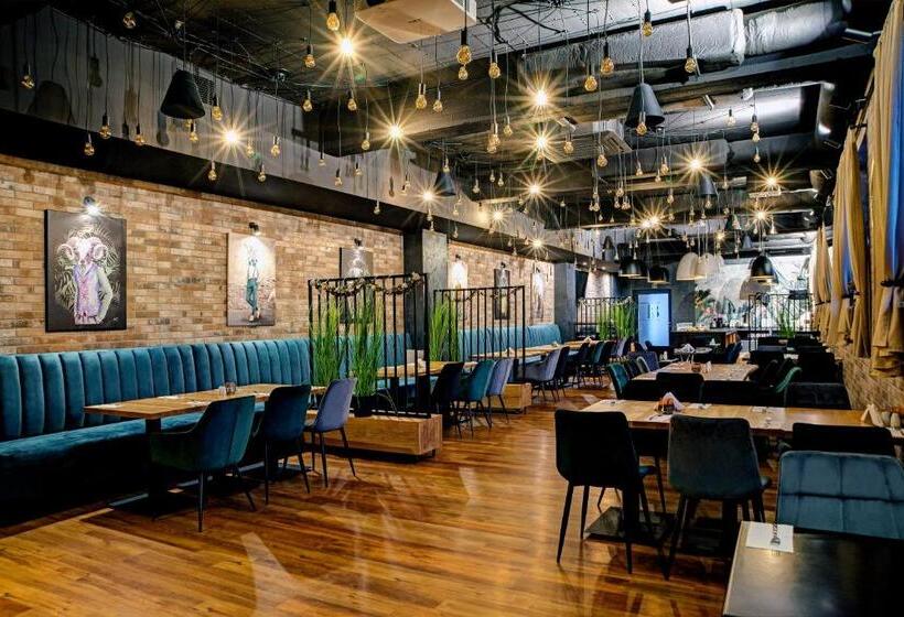 בית מלון כפרי Wiki Sanok Events & Bowling