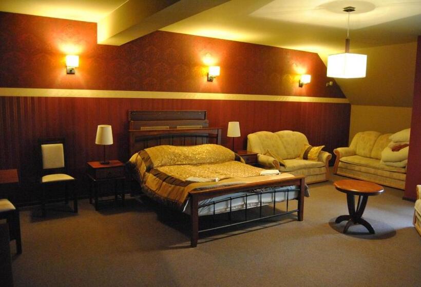 Motel Db2000