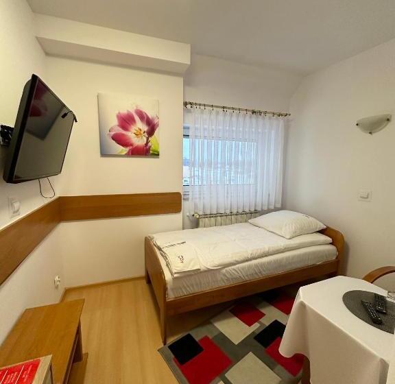 Motel Za Miedzą