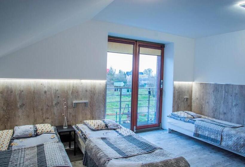 بنسيون Noclegi Nafali Rewa