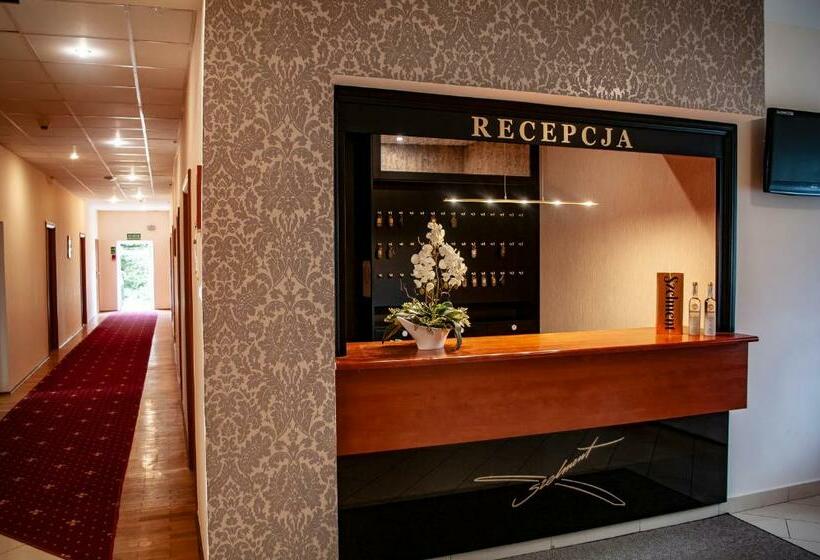 リゾートホテル Centrum Konferencyjno Wypoczynkowe Szelment