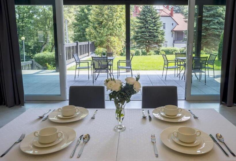 استراحتگاه Medical Sensus