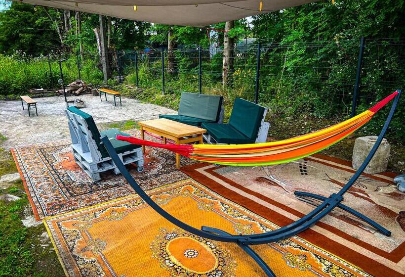 هاستل Pod Gromadzyniem Resort
