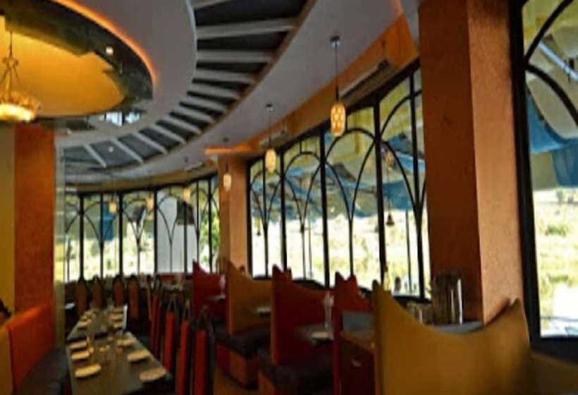 בית מלון כפרי Visava Riverside