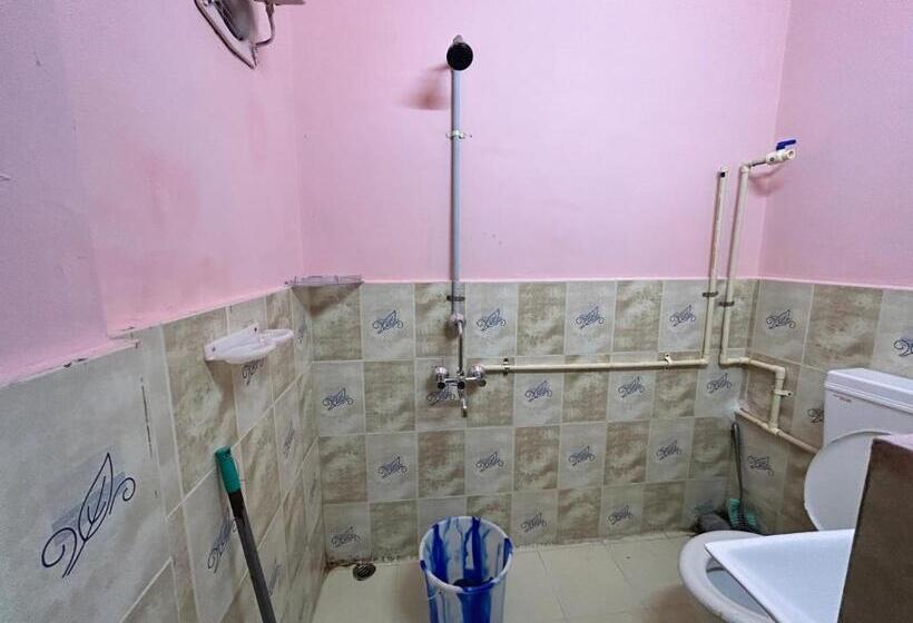 بنسيون Munin S Guest House