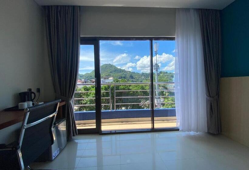 هتل Erbe Style Jayapura Papua By Horison