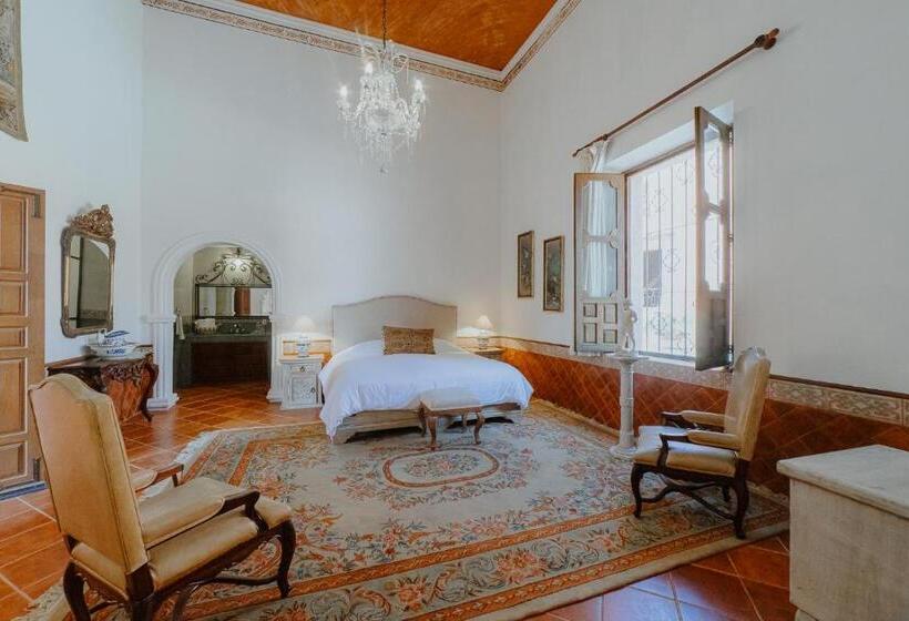 هتل Hacienda La Cieneguita