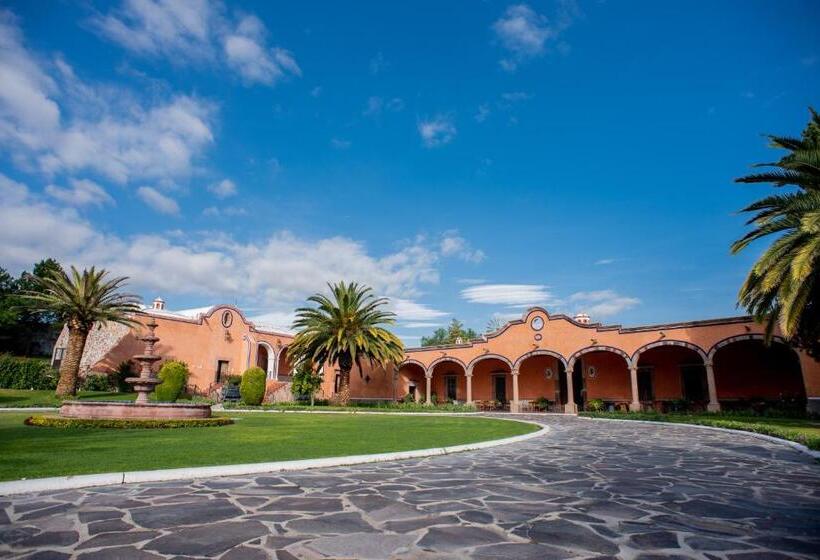 هتل Hacienda La Cieneguita