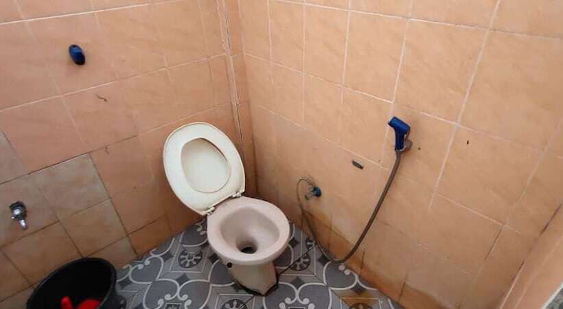 هتل Spot On 92196 Kost Axcel