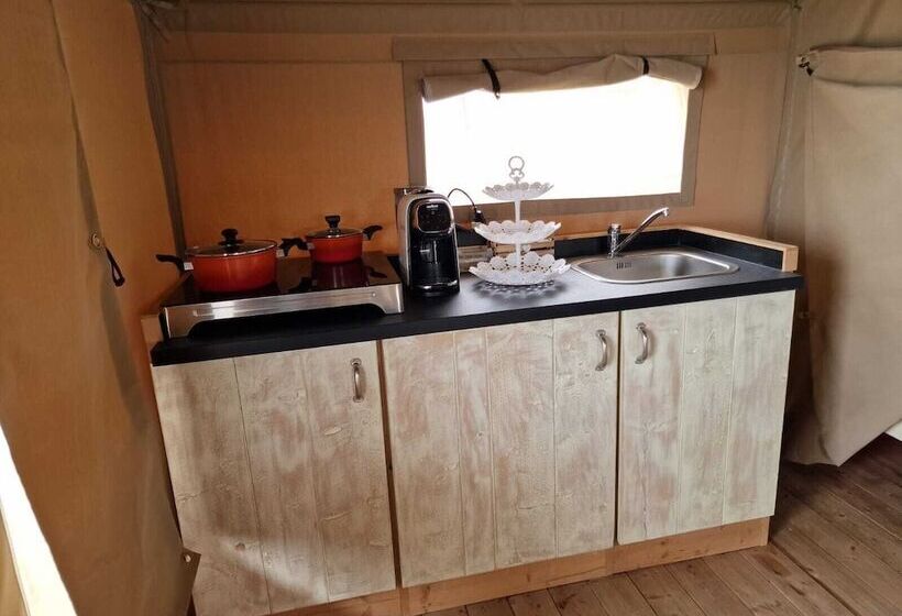 فندق Tendu  Punta Bianca Glamping Camp
