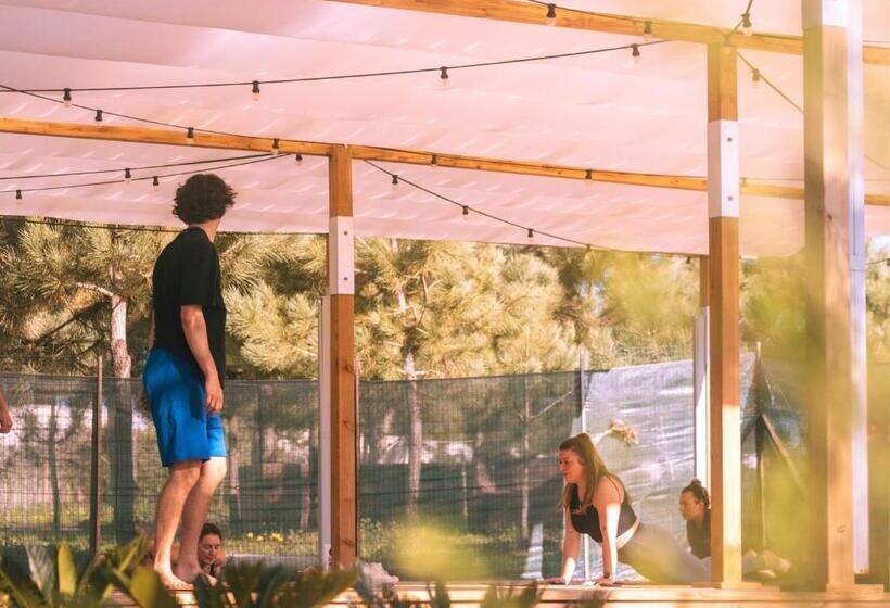 הוסטל Cliff Surf House
