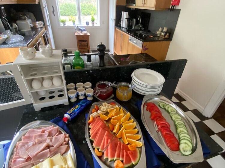 مبيت وإفطار Ankis Bed And Brekfast, Vimmerby