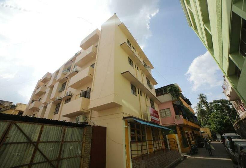 فندق Sri Krishna Residency