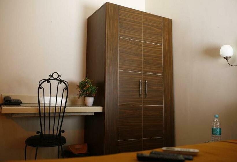 فندق Sri Krishna Residency