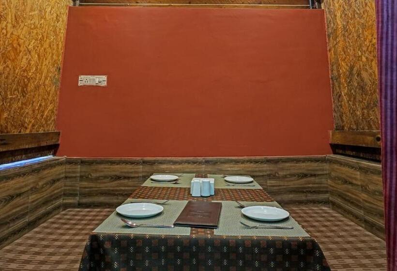 בית מלון כפרי Collection O Rahul Executive & Lodging