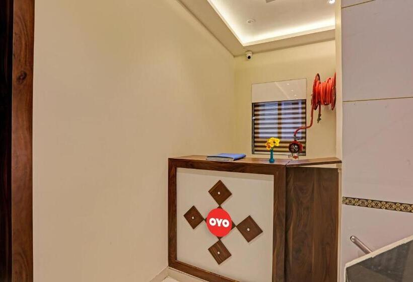 ホテル O Nandi Palace Lodging And Boarding