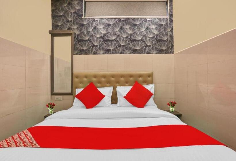 ホテル O Nandi Palace Lodging And Boarding