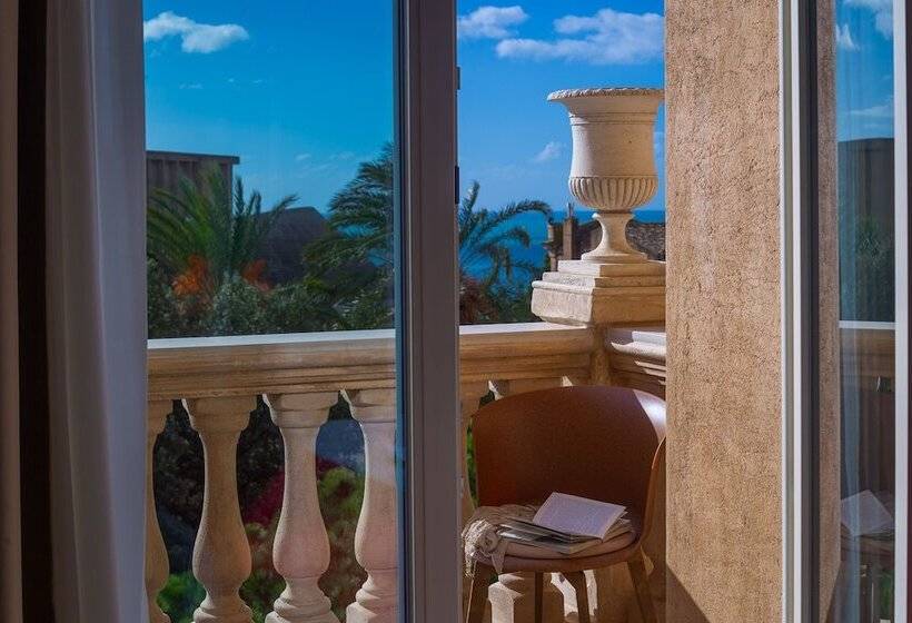 هتل La Paloma Blanca