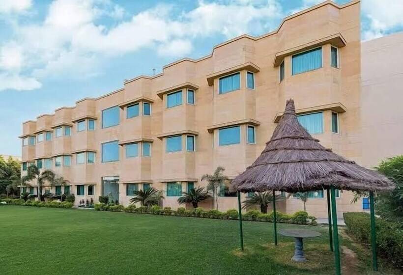 منتجع Tivoli Heritage Palace