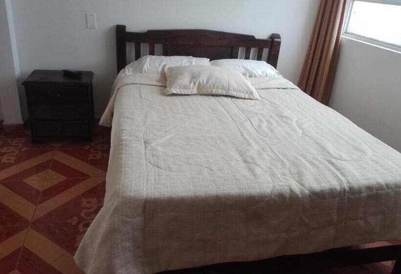 فندق صغير Posada Turística Estancia Real